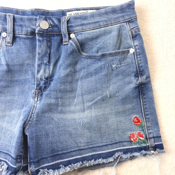 BlankNYC Hiker Short Blue Denim Cut Off Shorts Floral Butterfly Distressed Sz 30 - Picture 6 of 8